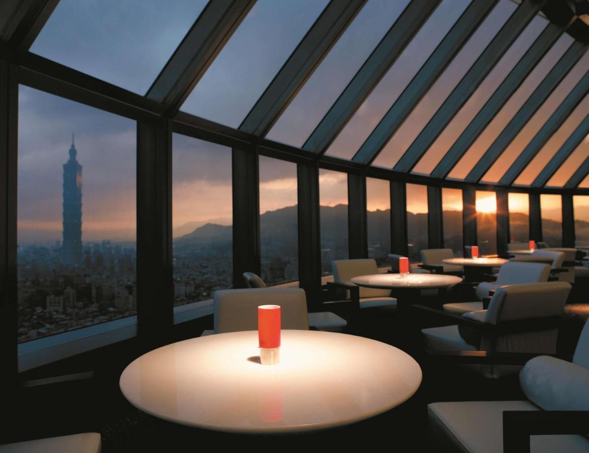 แชงกรี-ลา ฟาร์อีสเทิร์น ไทเป Hotel ภายนอก รูปภาพ View from the 39th floor