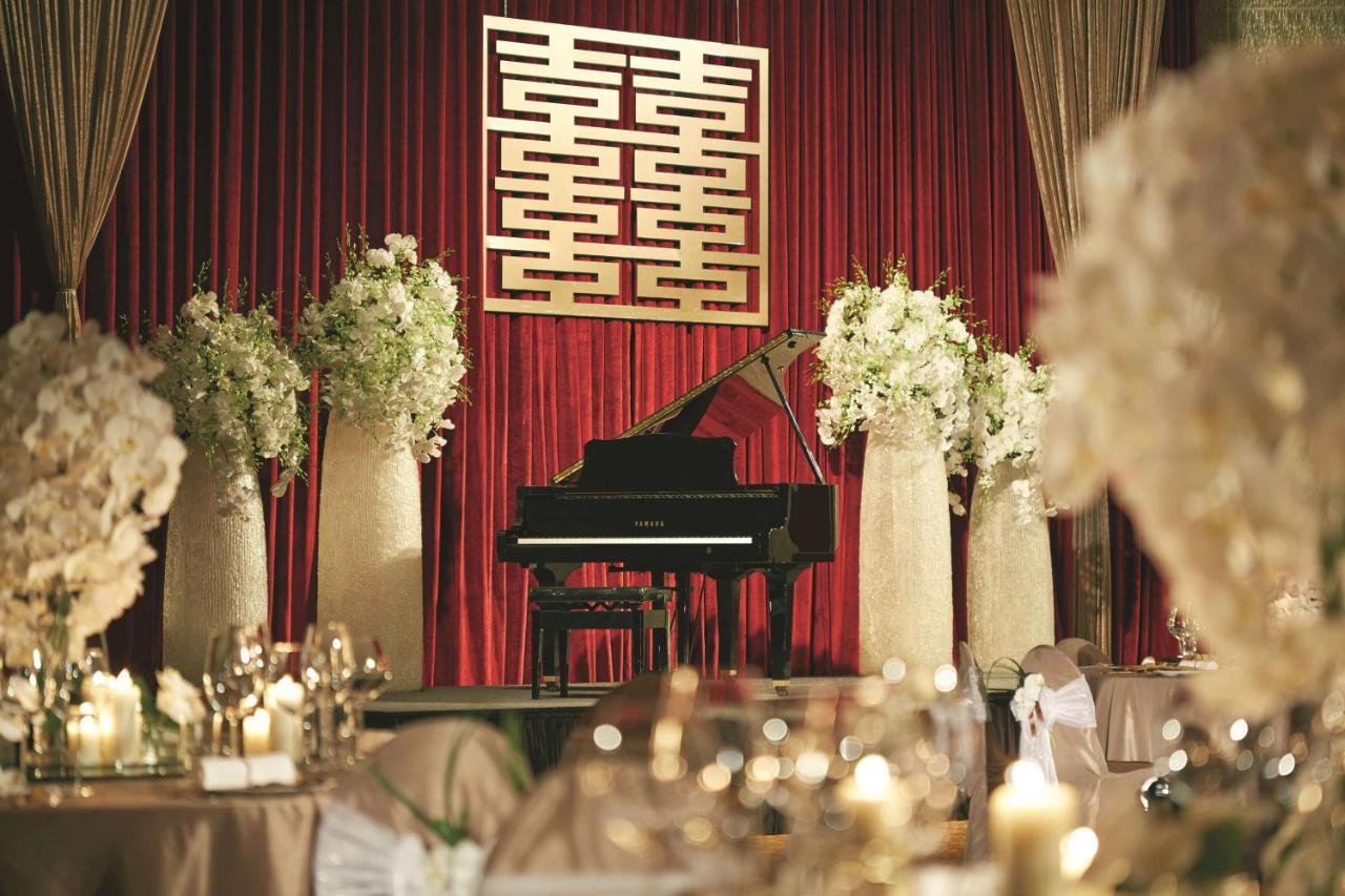 แชงกรี-ลา ฟาร์อีสเทิร์น ไทเป Hotel ภายนอก รูปภาพ Wedding reception at the Mandarin Oriental, Hong Kong